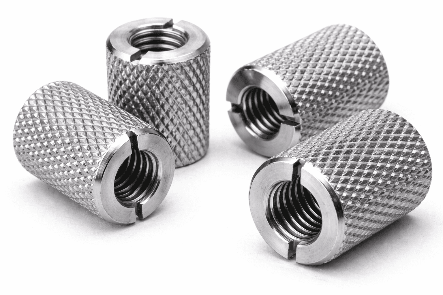 Гайка-бочонок (мебельная): как избежать перекоса и срыва резьбы при сборке фото 2